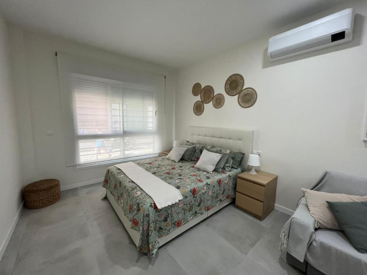 Centro Estudio Trinidad Malaga 3 Ngoại thất bức ảnh