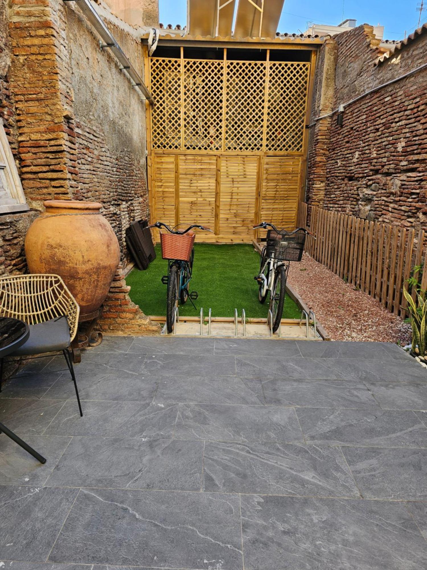 Centro Estudio Trinidad Malaga 3 Ngoại thất bức ảnh